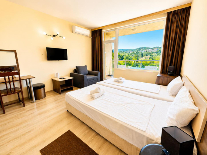 Bedroom 3, Studios in Sveta Elena complex with mineral pool, Varna