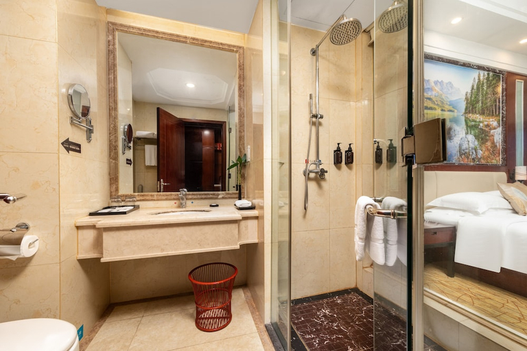 Bathroom 3, Haili Garden Hotel, Guangzhou