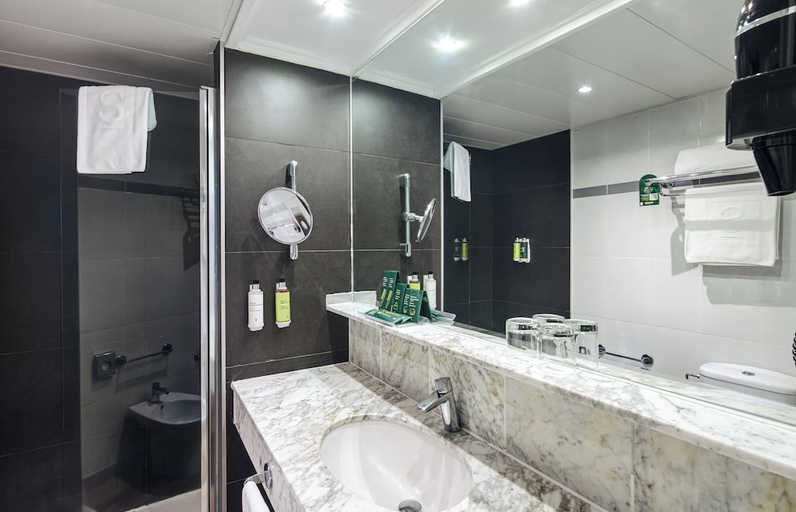 Bathroom 3, Sercotel Europa, Guipúzcoa