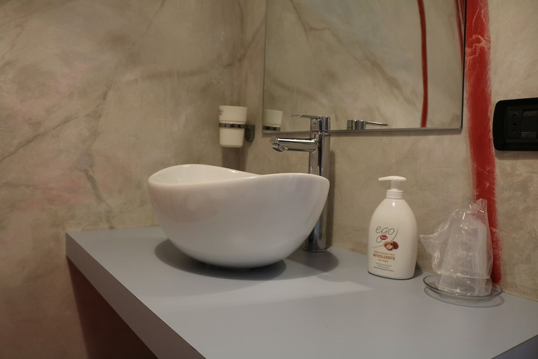 Bathroom 5, Suite Napoli Riviera, Napoli