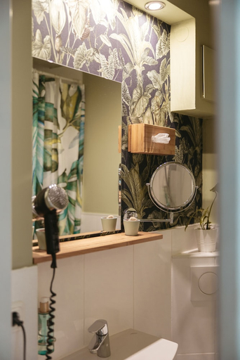 Bathroom 5, Hotel North, Hamburg