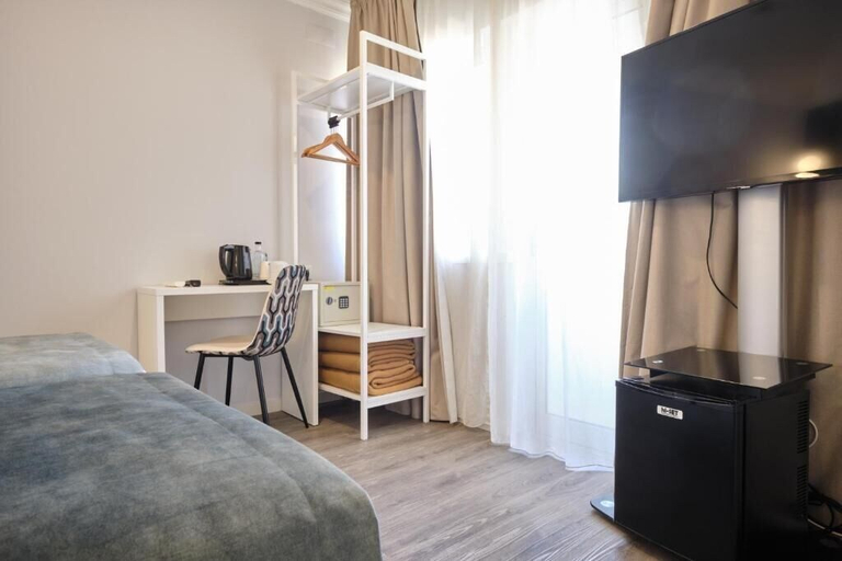 Bedroom 4, Patria Hotel, Lisbon