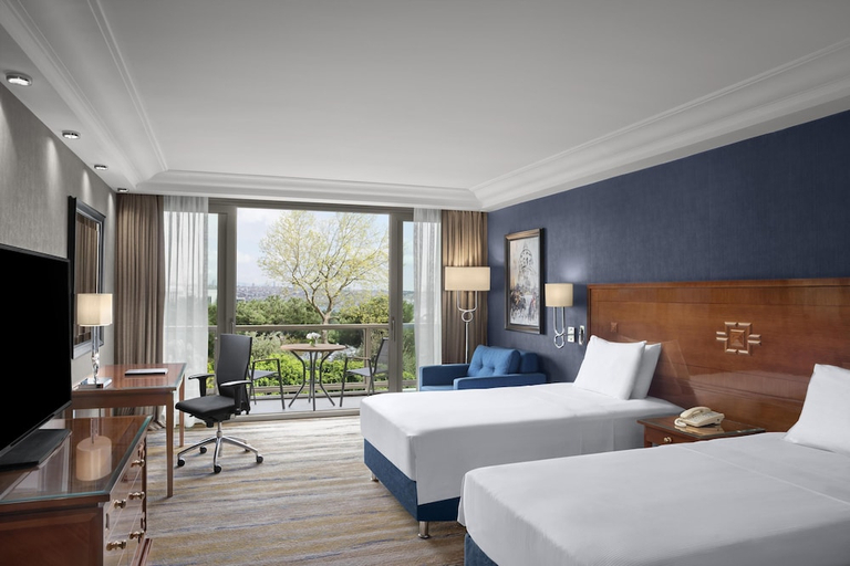 Bedroom 3, Hilton Istanbul Bosphorus, Beşiktaş
