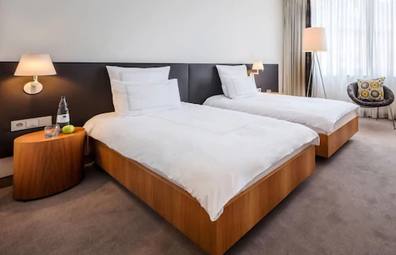 Bedroom 3, Dorint Hotel Bremen, Bremen
