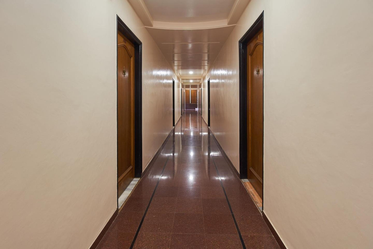Others 5, Hotel Sangam, Satara