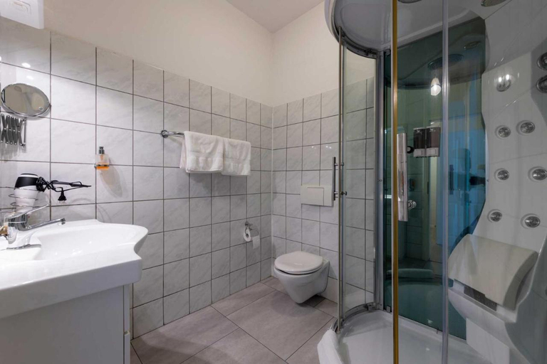 Bathroom 3, Direktionsvilla 1880, Schleswig-Flensburg
