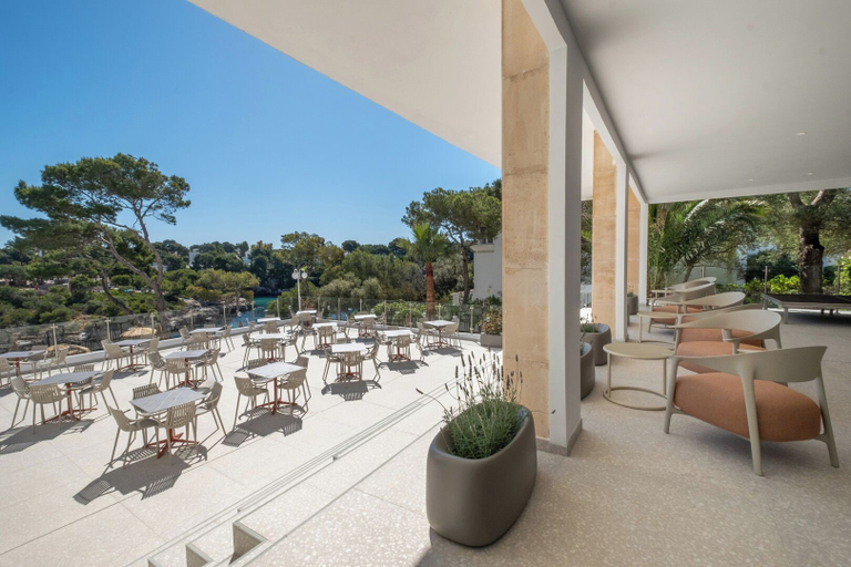 Food & Drinks 5, Hotel Cabot Cala Ferrera, Baleares