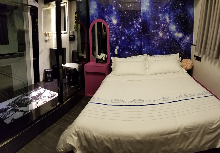Bedroom 2, Star City Hotel - Tsim Sha Tsui, Kowloon