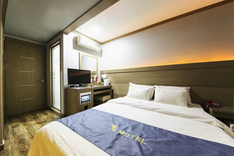 Bedroom 4, Sanbon MUL, Anyang