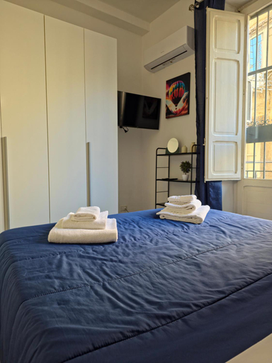 5, DIMORA SAITTA per SAITTA HOLIDAYS, Palermo