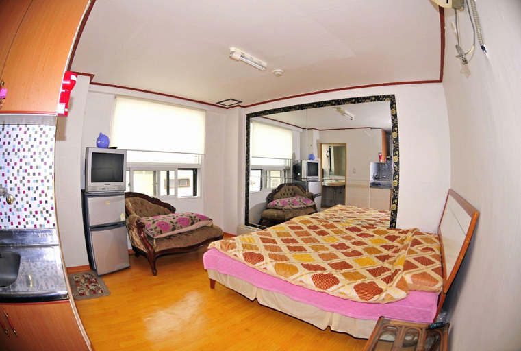 Bedroom 4, Hwaseong Guest House, Suwon