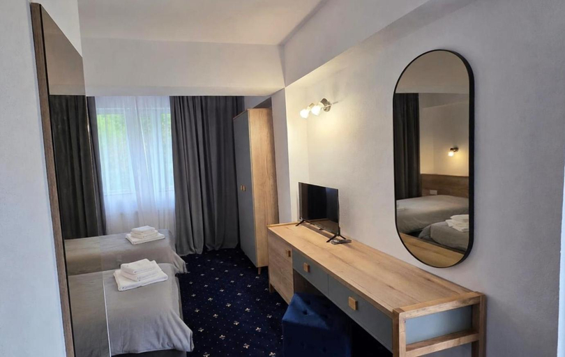 Bedroom 2, Motel Blue River Calimanesti, Calimanesti