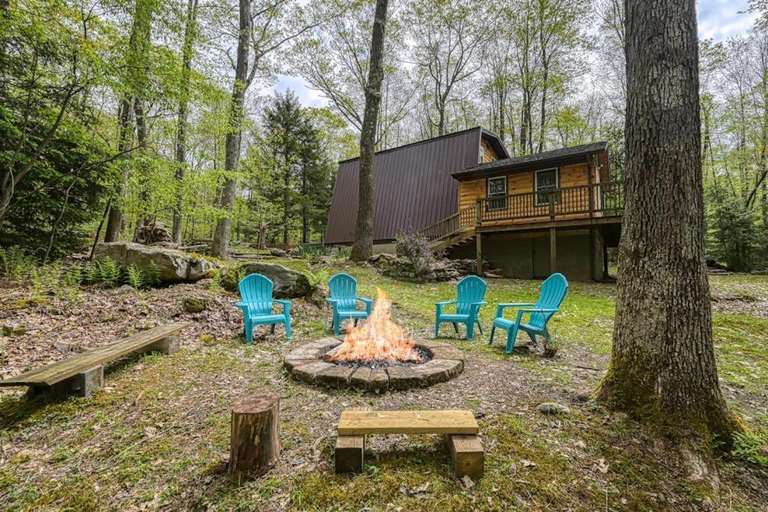 Others 5, Woodsy Way Cabin, Garrett