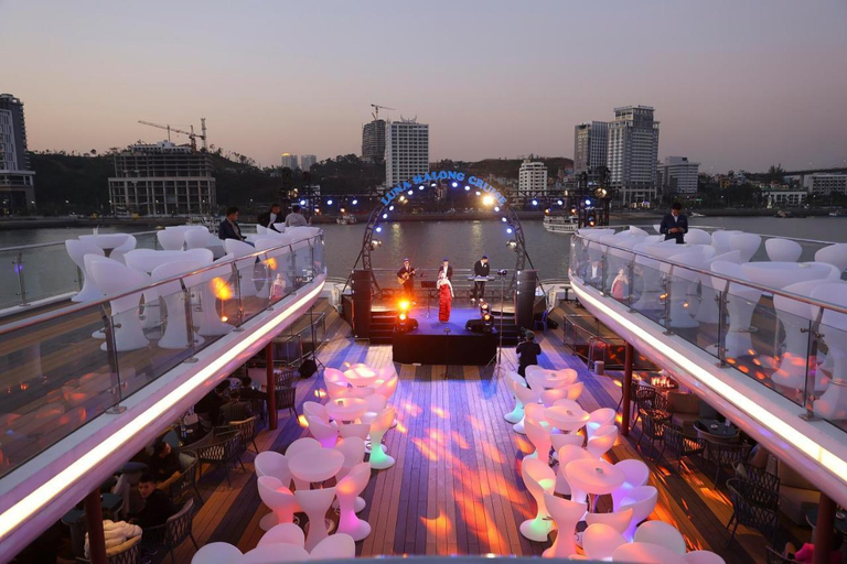 Sport & Beauty 5, Luna Cruise Luxury Ha Long Bay, Hạ Long
