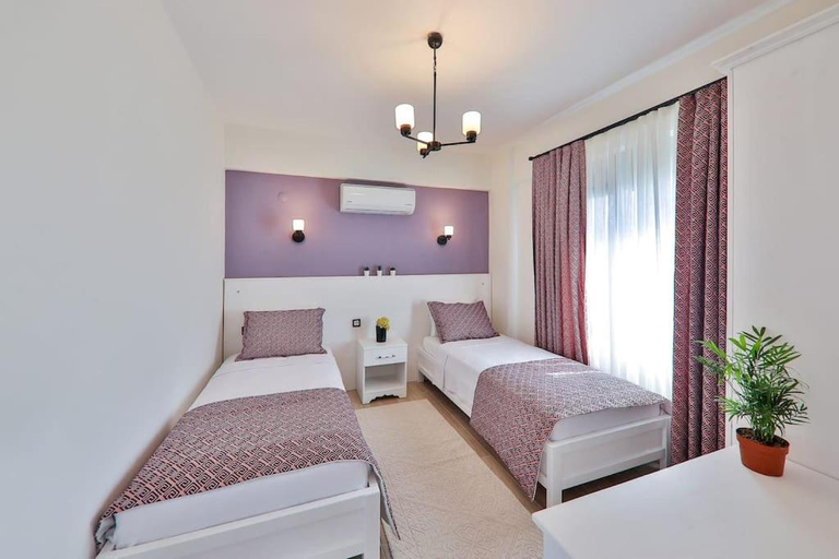 Bedroom 2, Balayı ve Cekirdek Aileler Icin Bir Villa, Kaş