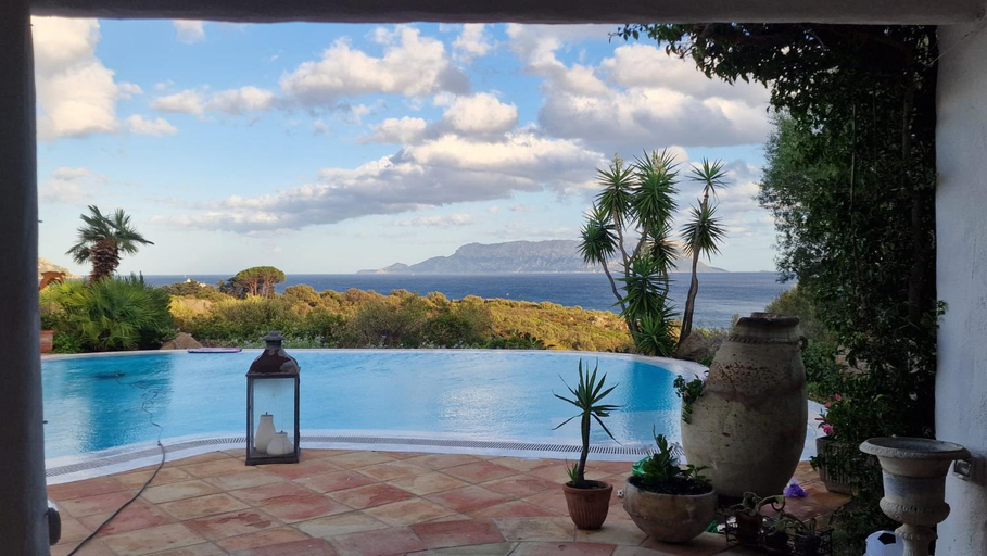 Sport & Beauty 5, Cala Sassari, Olbia-Tempio