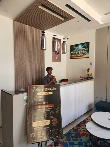Lobby 2, CHERRY TREE, Gautam Buddha Nagar