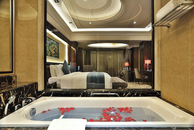 Bathroom 4, Howard Johnson Agile Plaza Chengdu, Chengdu
