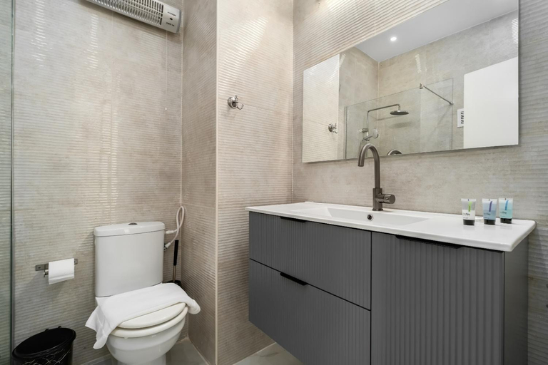 Bathroom 4, SweetHome26 Luxury Apt Sea View 1 minute from the beach