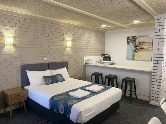 Others 4, Tatura Country Motel, Tatura
