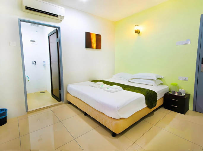 Bedroom 3, Green Hotel, Sabak Bernam