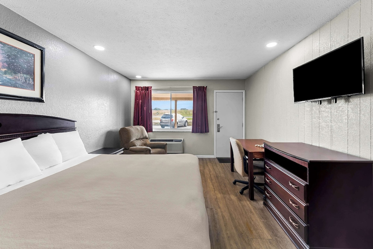 Bedroom 3, Americas Best Value Inn Marion, OH, Marion