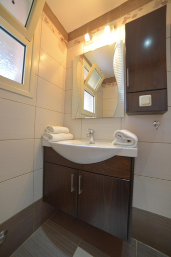 Bathroom 3, Megali Luxuries Apartments, Ionian Islands