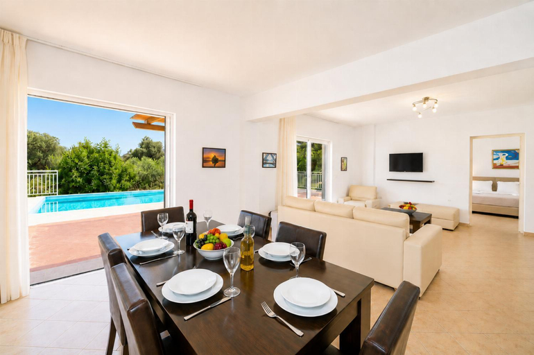 Others 4, Villa Peach, Ionian Islands