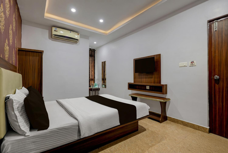 Bedroom, Hotel BS International, Mysore