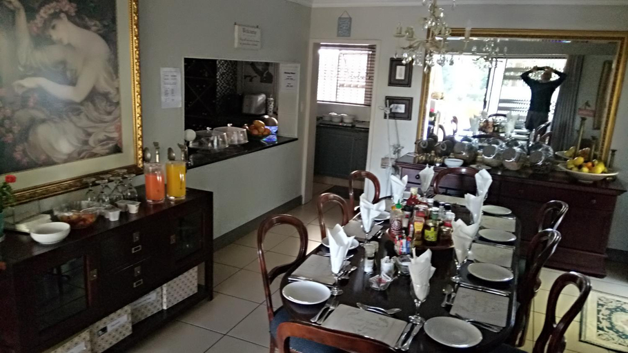 Food & Drinks 5, 18 Plymouth Place, City of Johannesburg