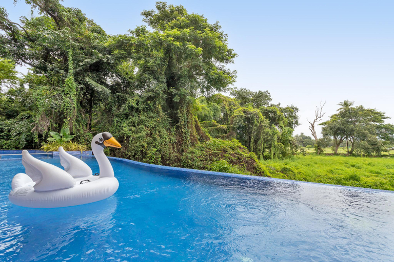 Sport & Beauty, Quaint Picturesque -2 bHK apartment in Candolim, North Goa