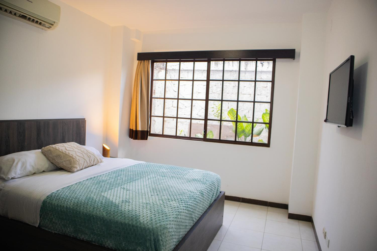 Bedroom 3, Katamar, Manta