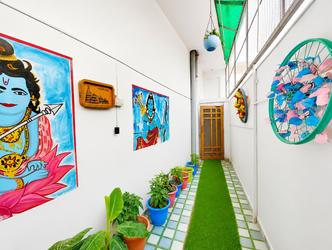 Public Area 3, Goroomgo Ashoka Aashram Homestay Ayodhya, Faizabad