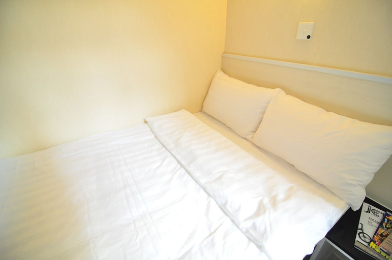 Bedroom 3, Lyton House, Kowloon