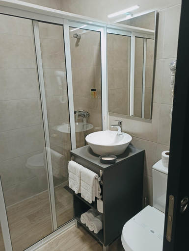 Bathroom 4, Porto d'Abrigo - Alojamento Local, Sardoal