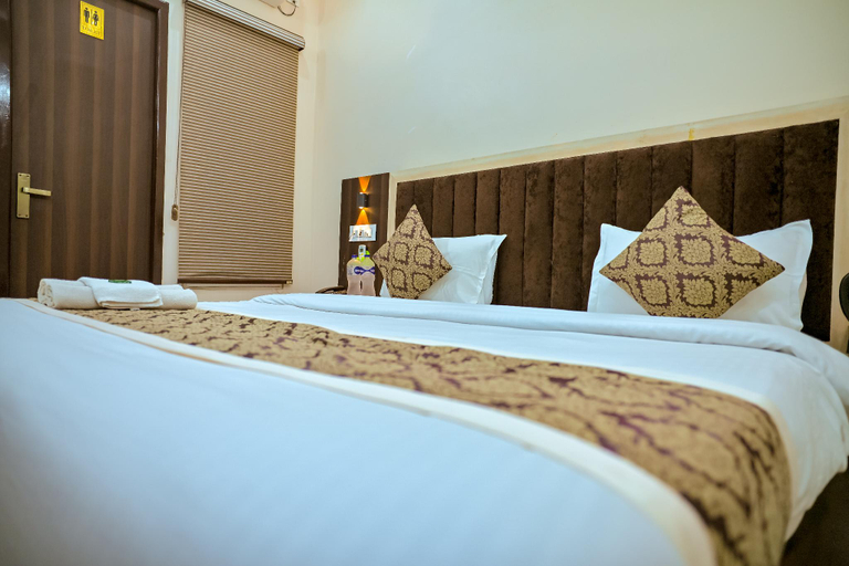 Bedroom 4, Hotel Prince, Faizabad