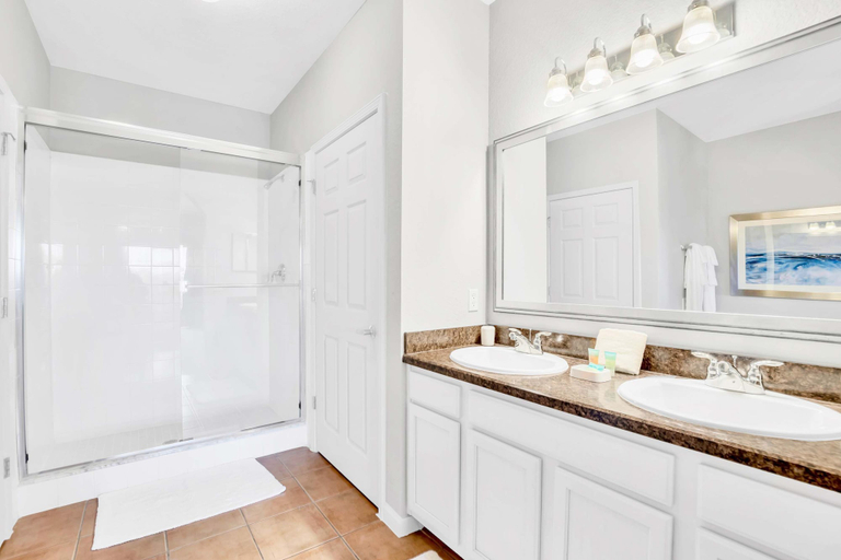 Bathroom 5, Upstay Pet-friendly Condo With Pool, Orange