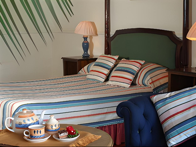 Others 5, Outspan Hotel, Ndaragwa