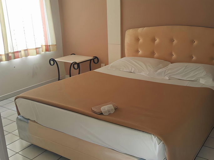 Bedroom 2, Paradise Lagoon Apartment, Port Dickson