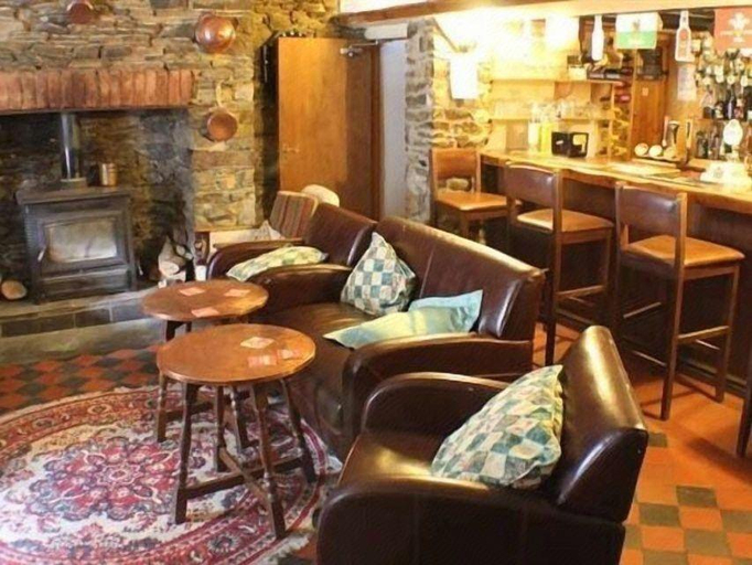 Food & Drinks 4, Afon Duad Inn, Carmarthenshire