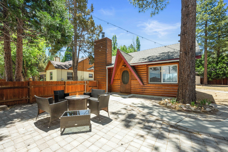 Primary image, Chalet Brewski, San Bernardino