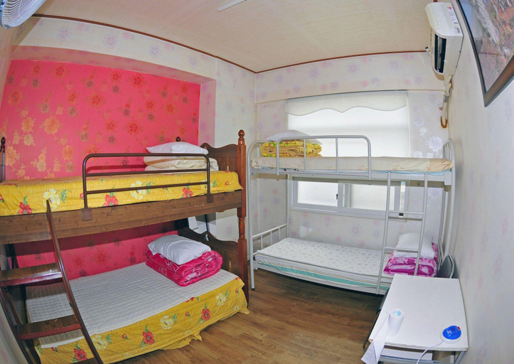 Bedroom 2, Hwaseong Guest House, Suwon