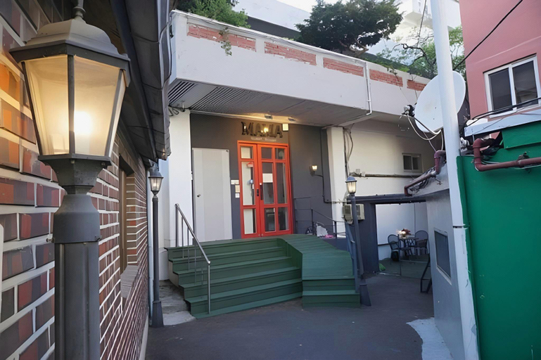 Exterior & Views 1, Mama Guesthouse Myeongdong, Jung