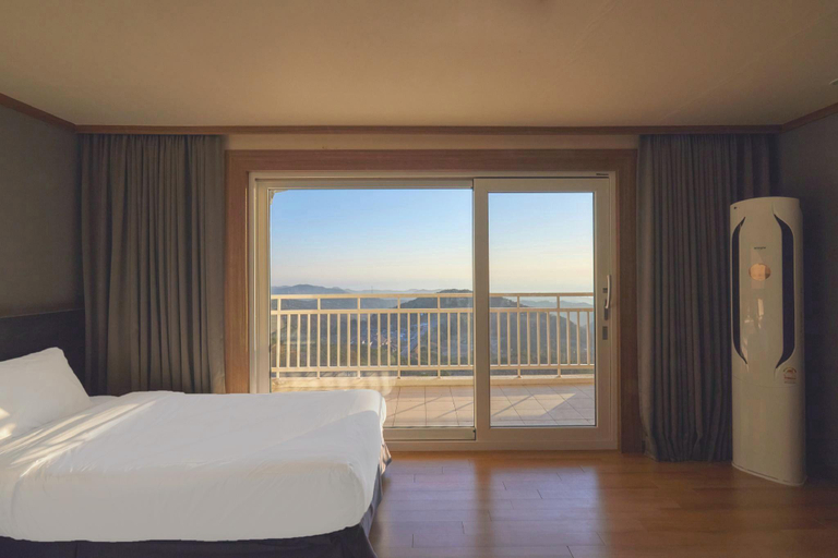 Bedroom 3, Mauna Ocean Resort, Gyeongju