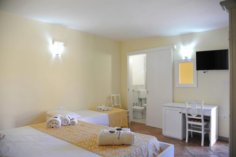Bedroom 3, Relais Masseria Casina dei Cari, Lecce