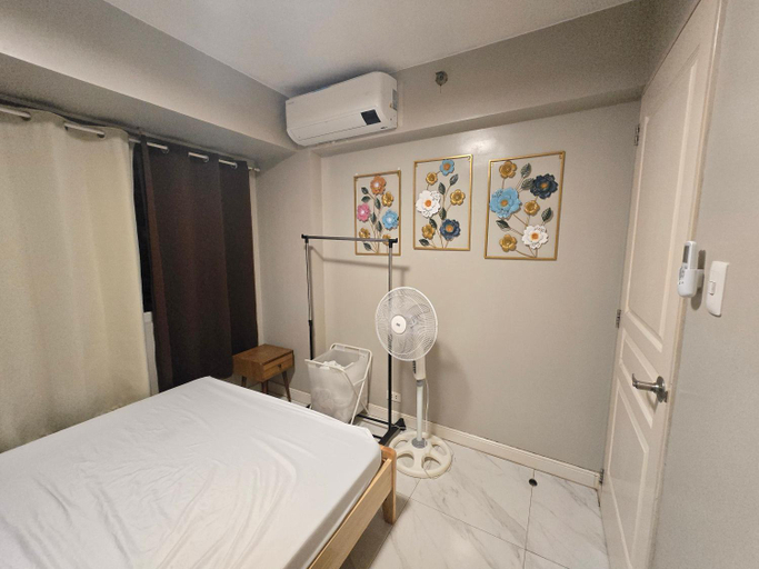 Bedroom 2, Monarch Parksuites - Balmoral Place (near NAIA, MOA, MOA Arena, DFA), Parañaque