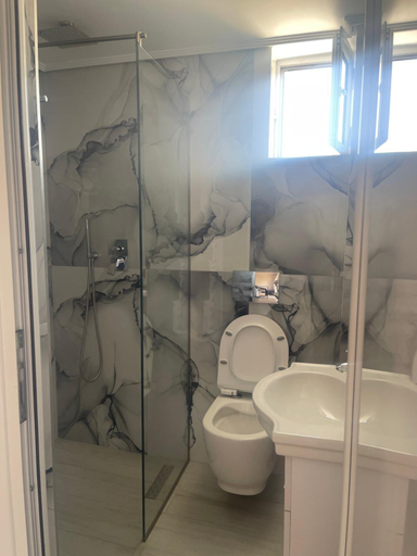 Bathroom 3, Villa Proi, Sarandës