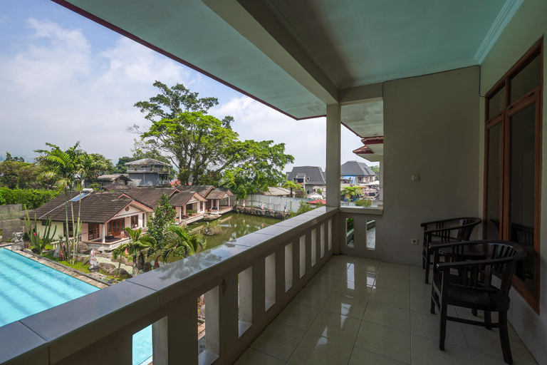 Swimming pool 5, Hotel Danau Tjokro 3 By ARBA, Bogor