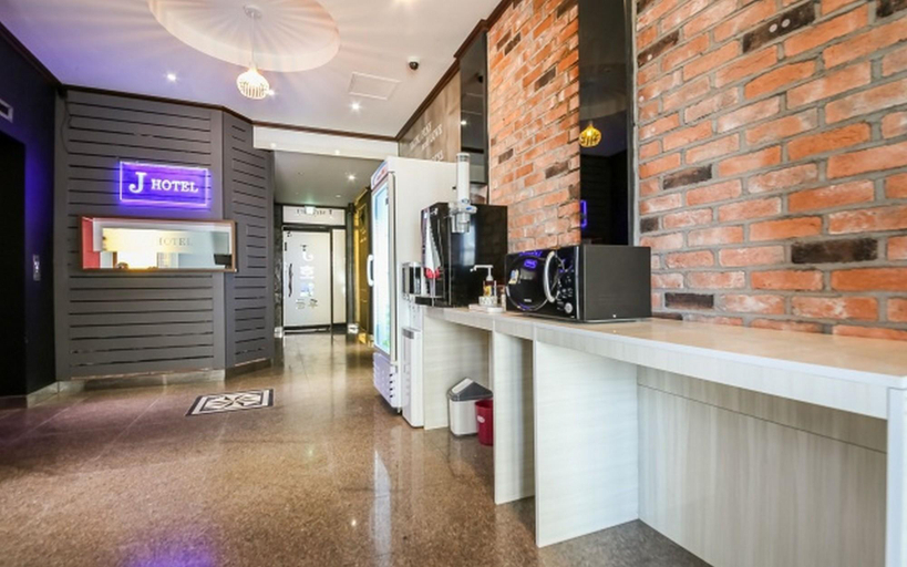 Others 3, Gunsan J, Gunsan