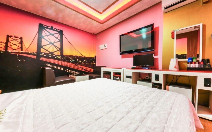Bedroom 2, Seocheon taxi, Seocheon